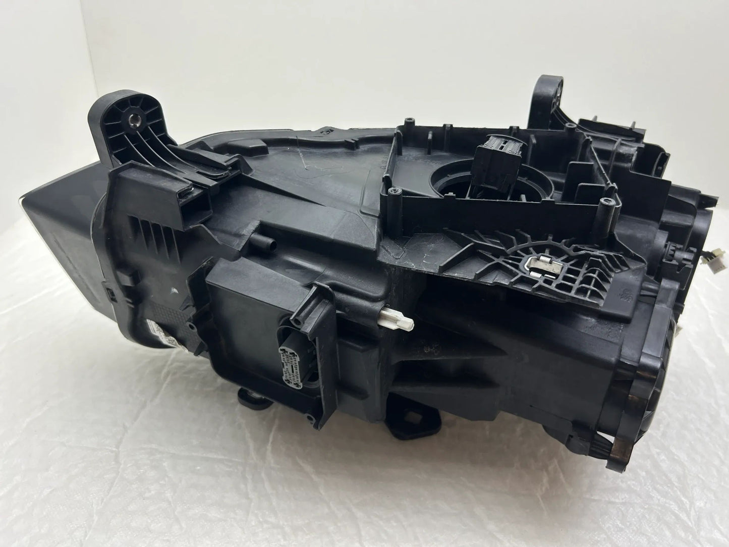 Original Audi Q2 81A Scheinwerfer links 81A941033
