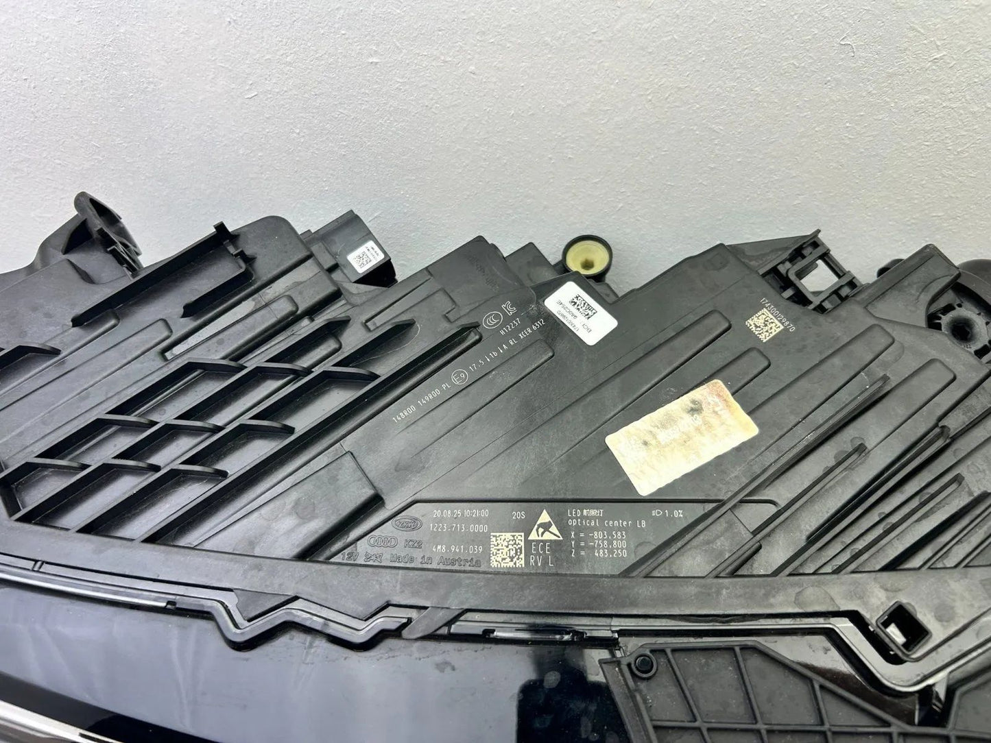Original Audi Q8 SQ8 LED Matrix Scheinwerfer links 4M8941039