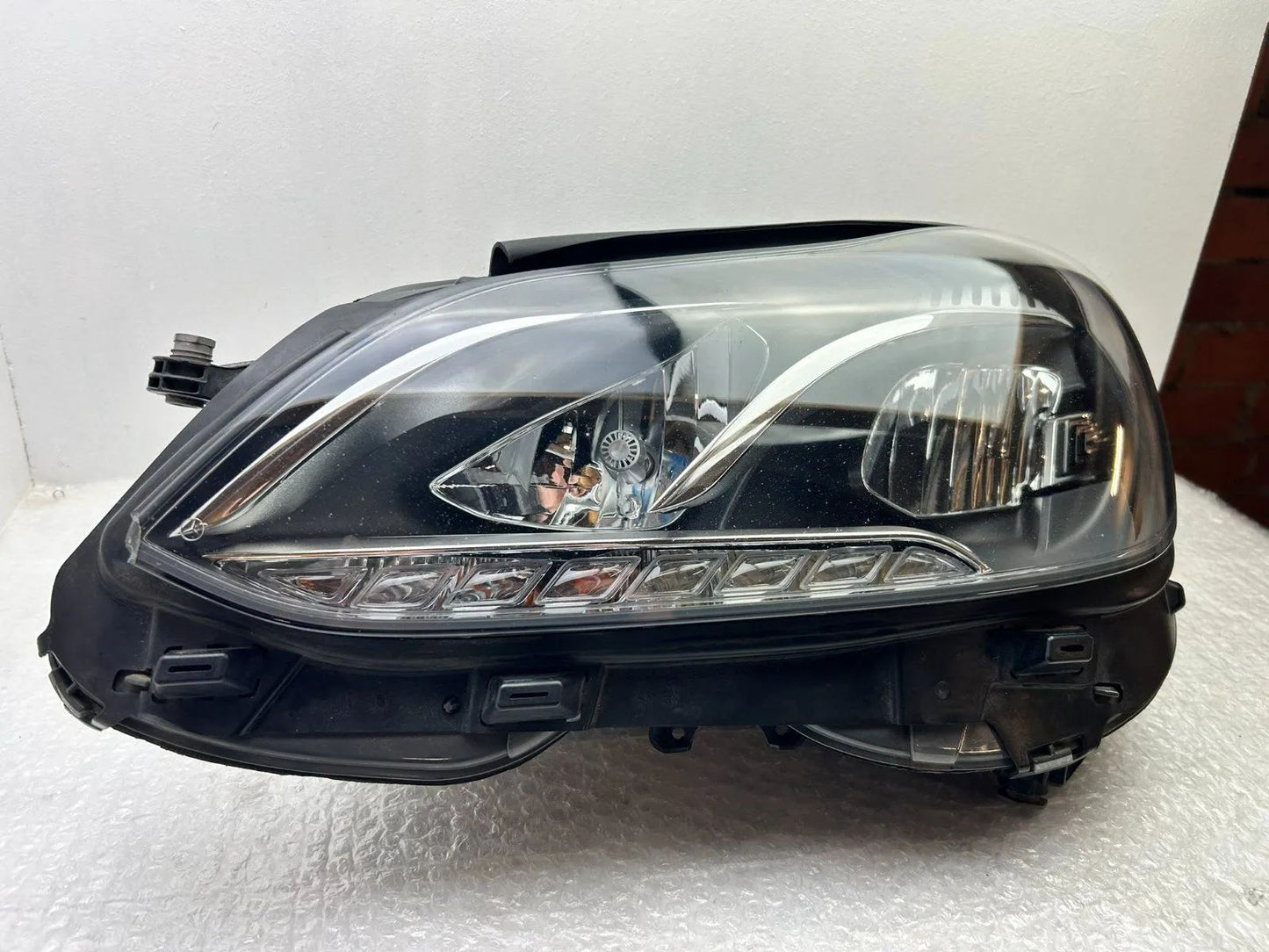 Mercedes E-Klasse W212 LED Scheinwerfer links A2128204939