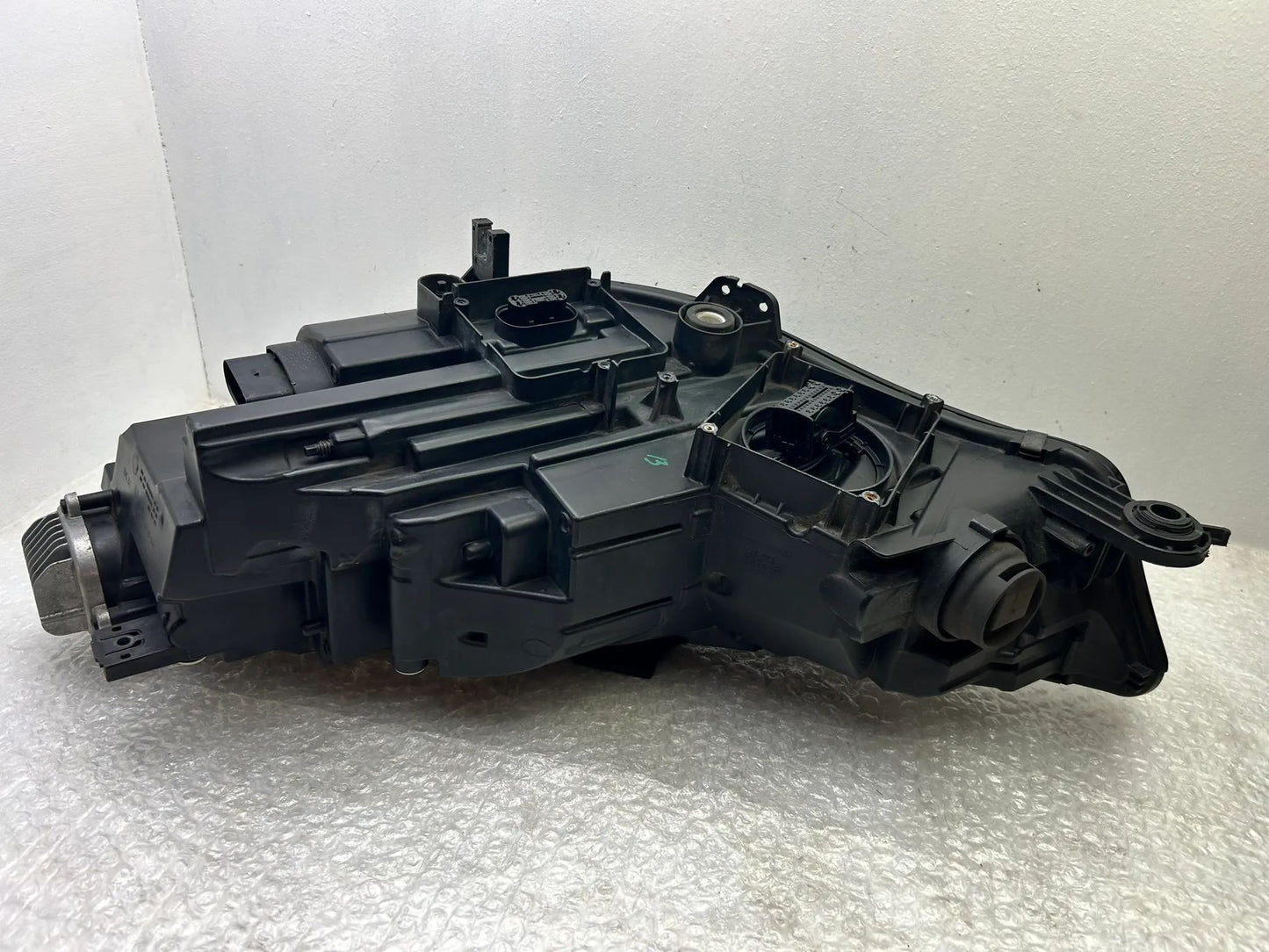 Original Audi A4 B9 8W LED Scheinwerfer rechts 8W0941784