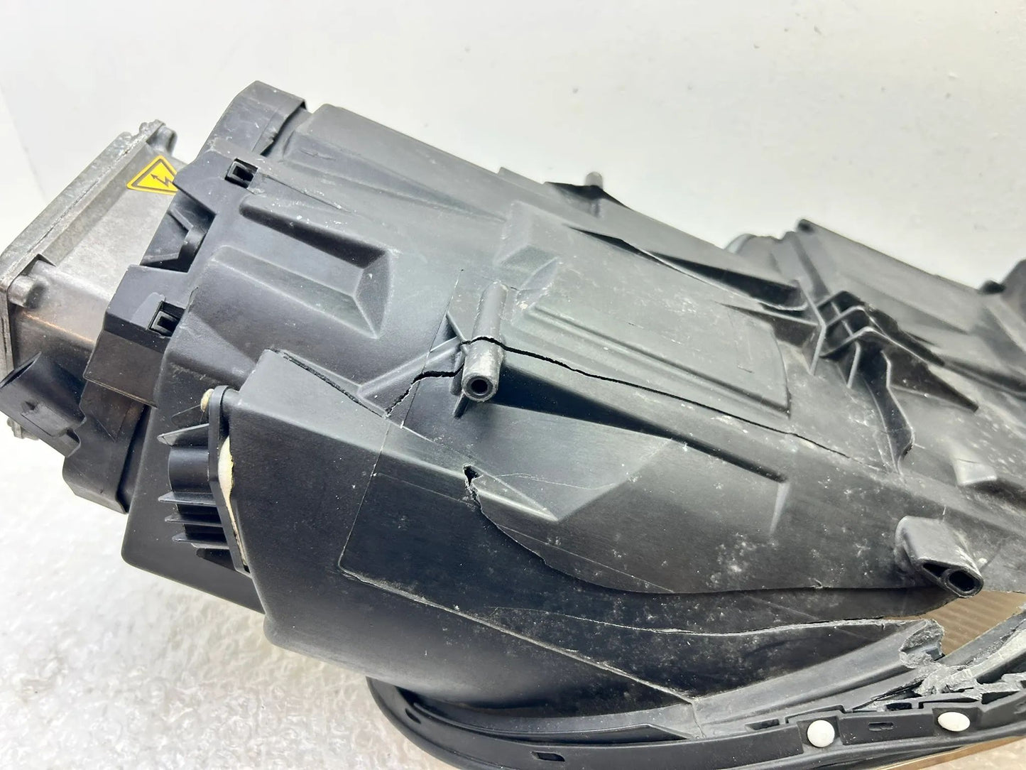 Porsche 911 996 Xenon Scheinwerfer links 99663105701 DEFEKT
