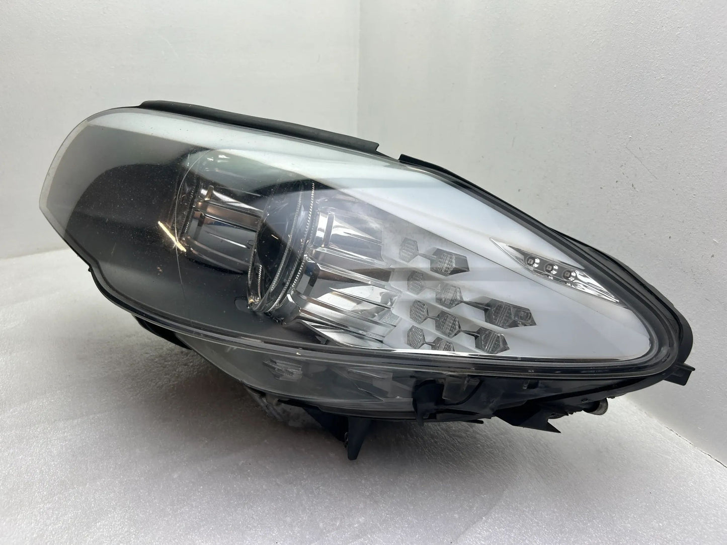 BMW 5er F10 F11 Xenon Scheinwerfer links Steuergeräte 7203251