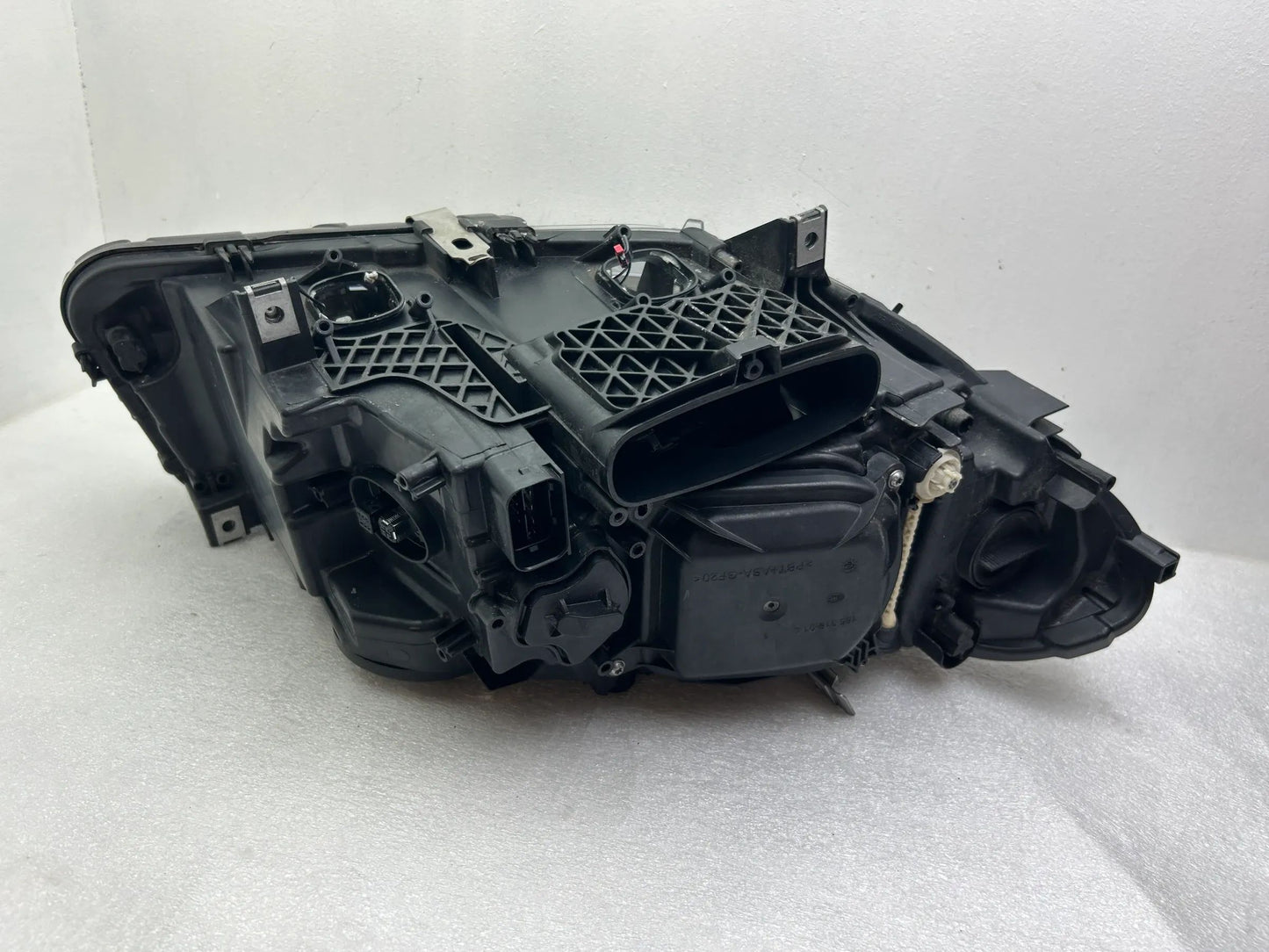 BMW 5er F10 F11 Dynamic Xenon Scheinwerfer links 7378513
