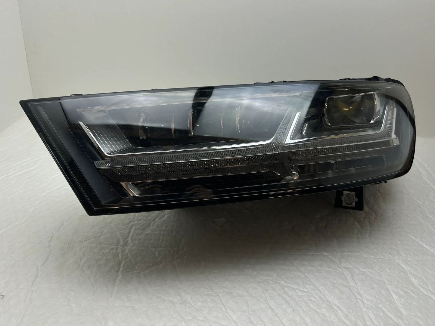 Original Audi Q7 LED Matrix Scheinwerfer links 4M0941035