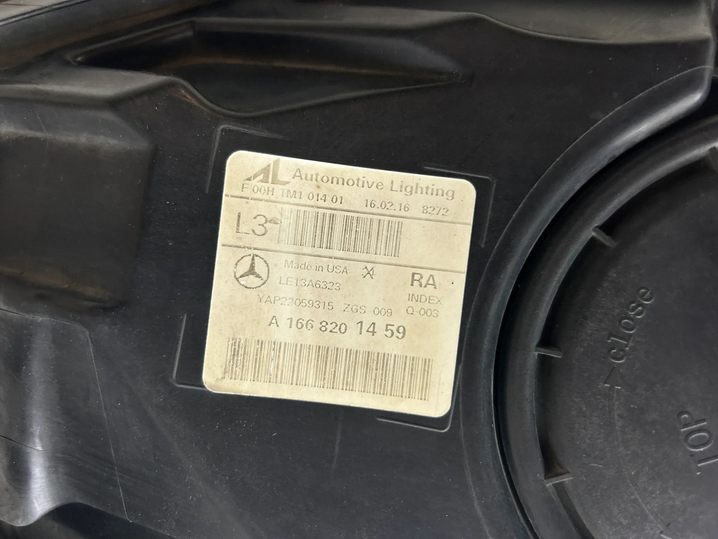 Mercedes GLE W166 Scheinwerfer links A1668201559 A1668201459