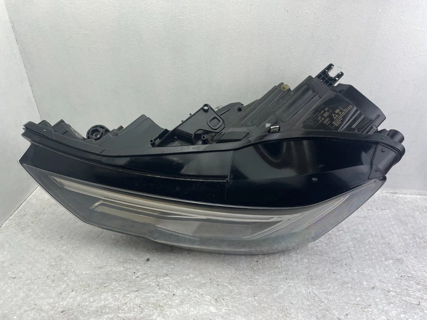 Original Audi A6 C8 LED Scheinwerfer links 4K0941039