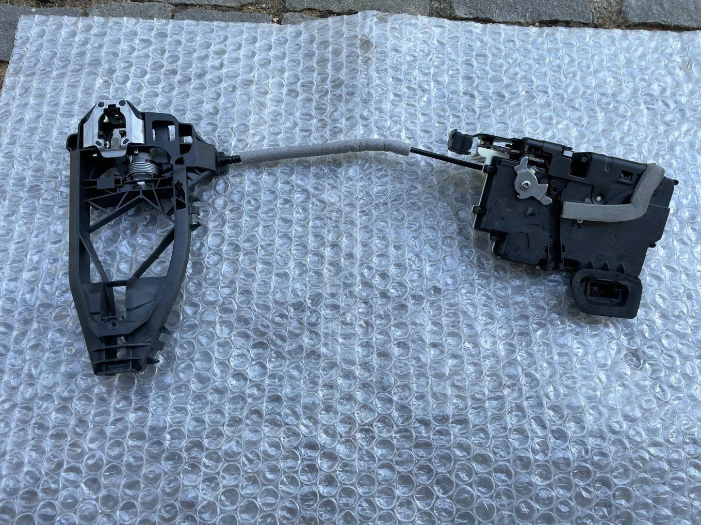 Original Audi A6 S6 C8 Türschloss Schloss vorne links 4K1837015K