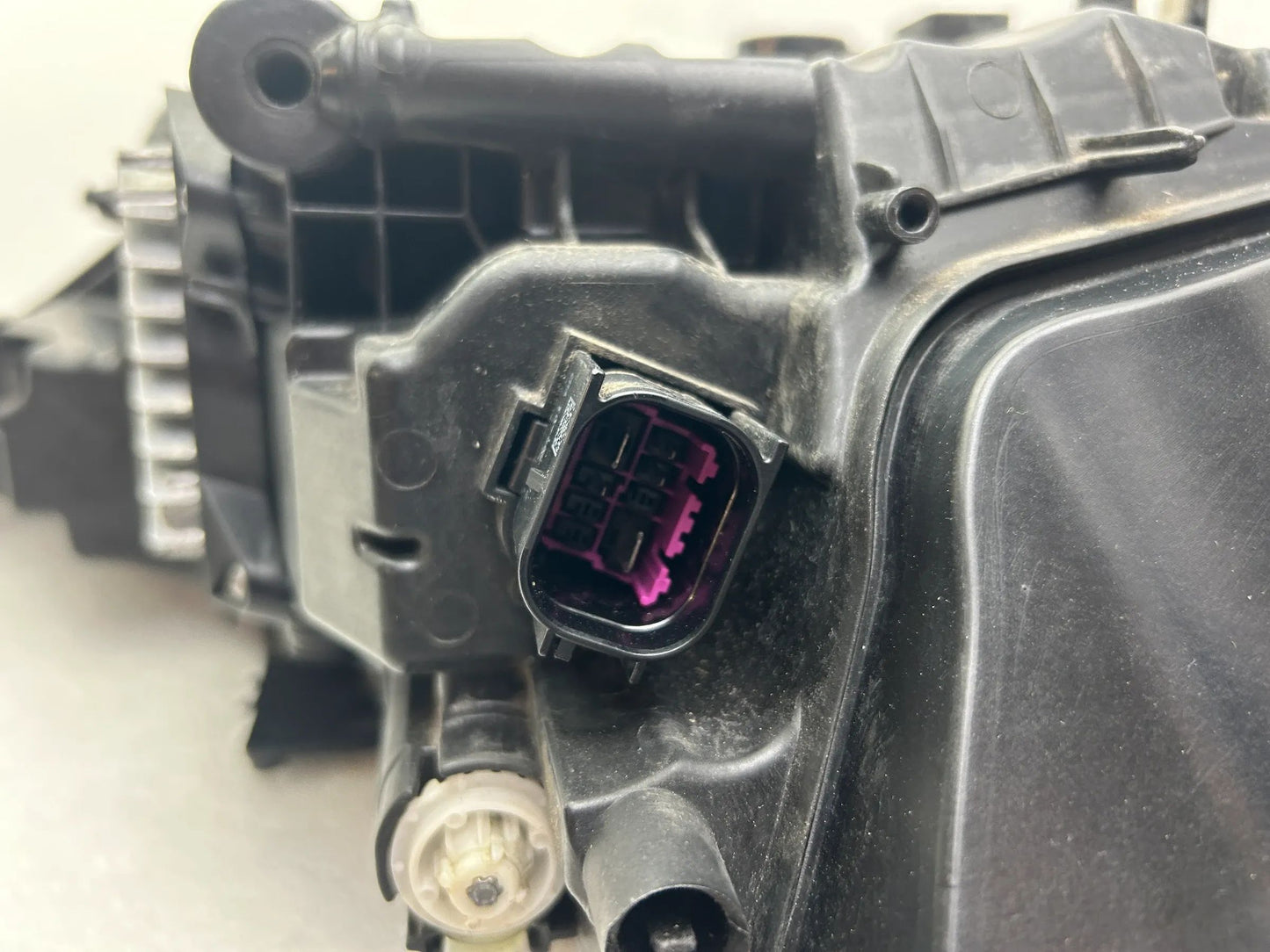 Original Audi A6 C8 4K LED Scheinwerfer links 4K0941039
