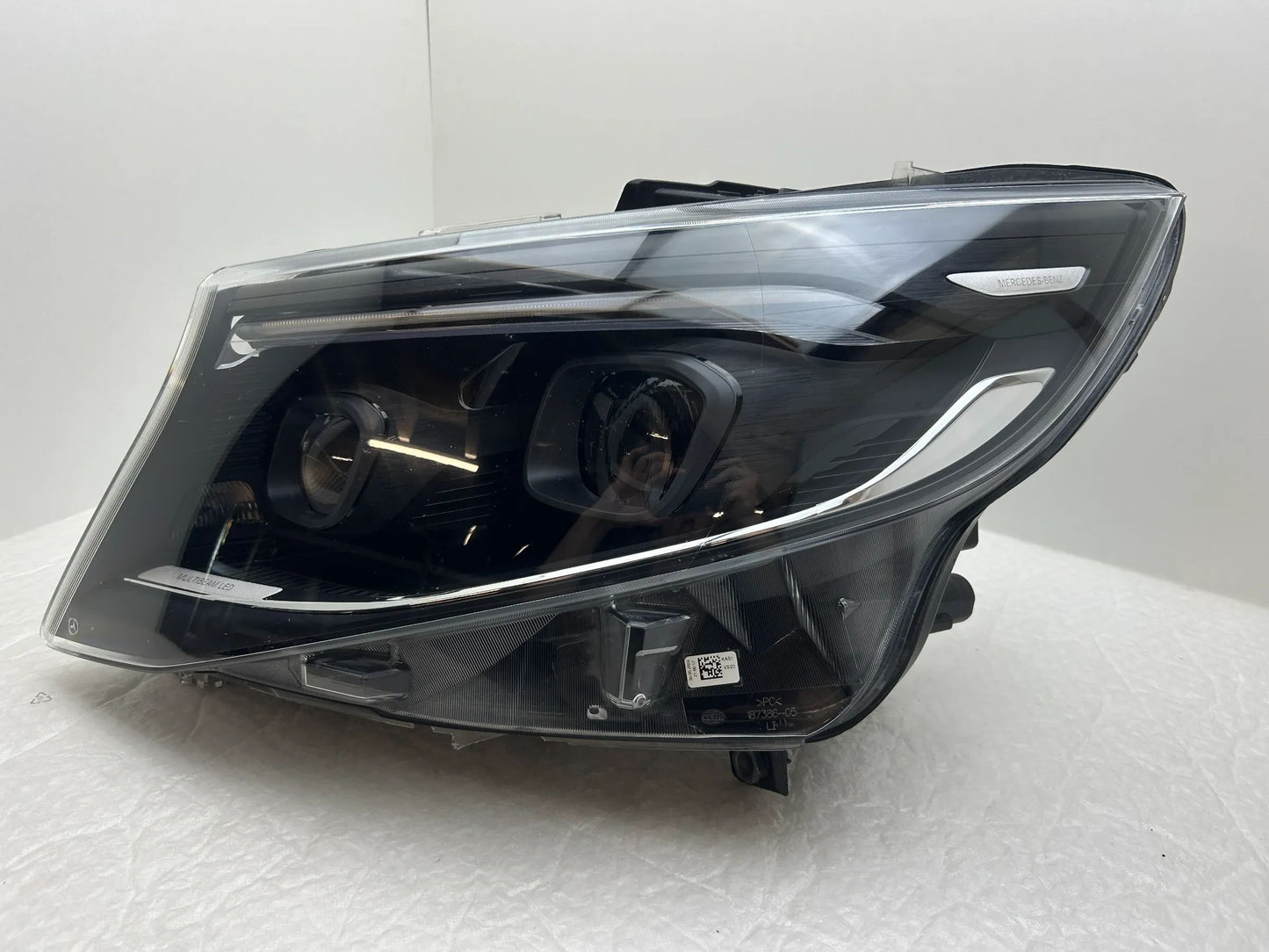 Original Mercedes W447 LED Scheinwerfer links A4479068101