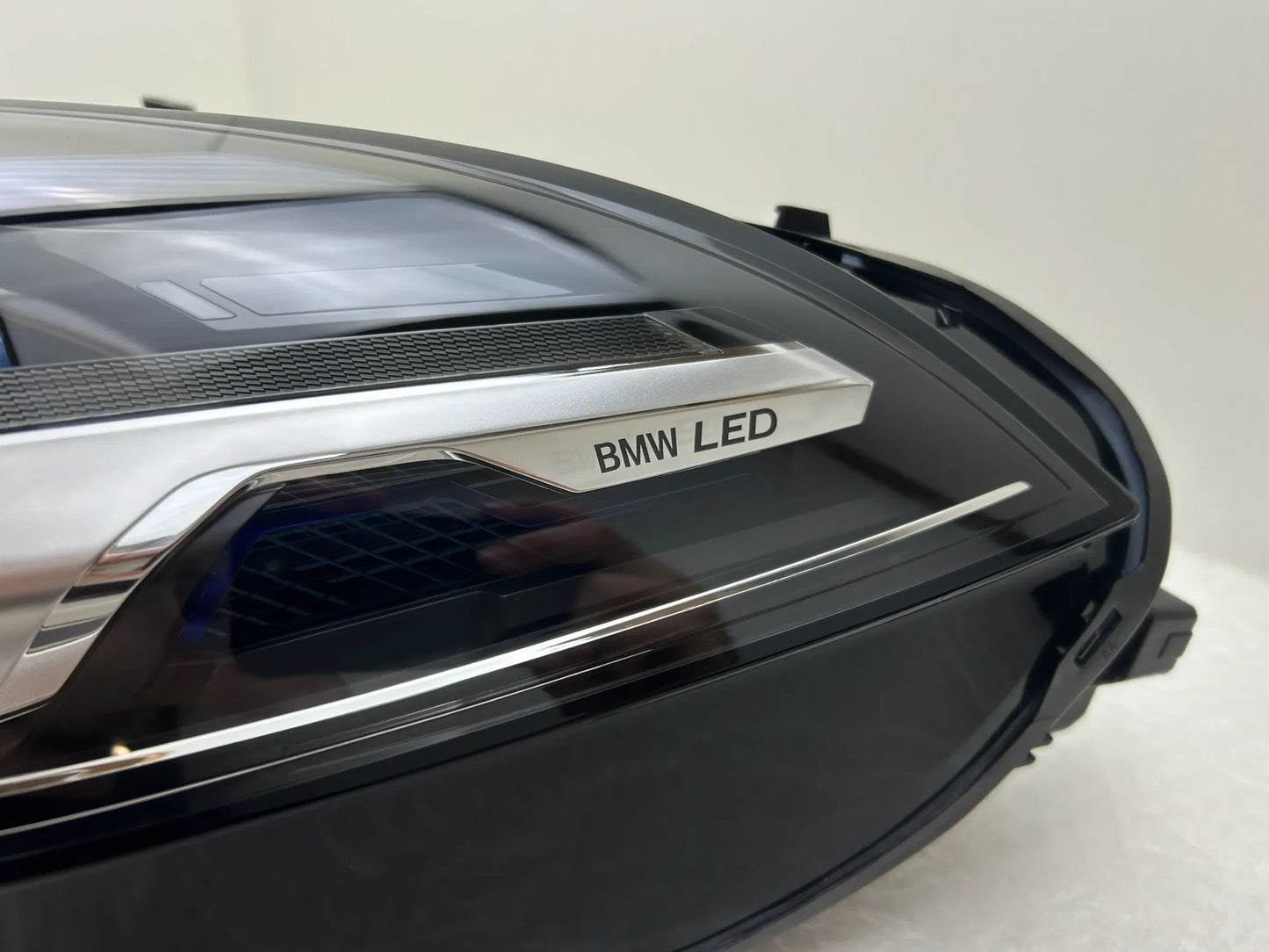 Original BMW 1er F70 F74 LED Scheinwerfer links 5A8E2F1