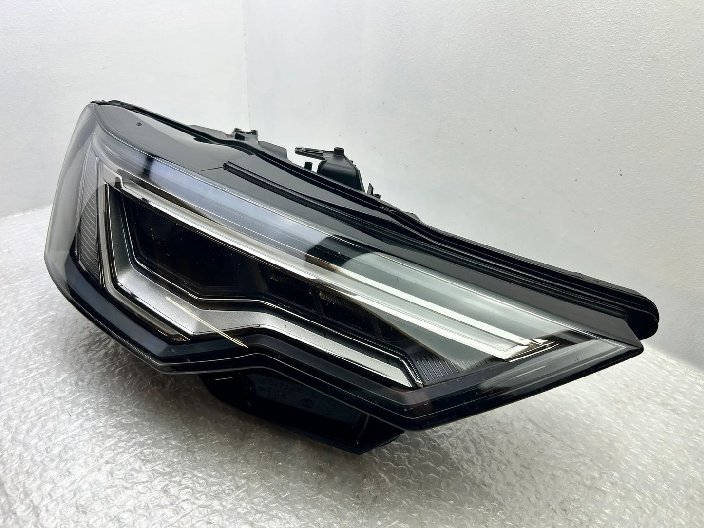 Original Audi A6 C8 4K LED Scheinwerfer rechts 4K0941040E