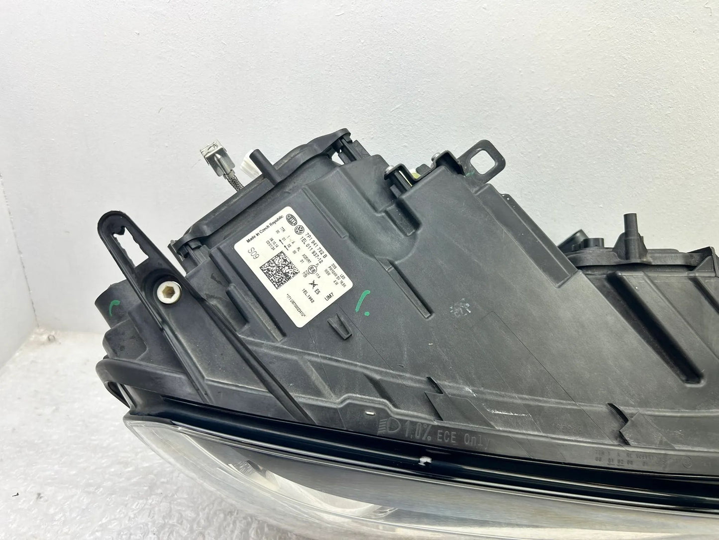 Original VW Touareg II 7P Bi-Xenon Scheinwerfer rechts 7P1941752B
