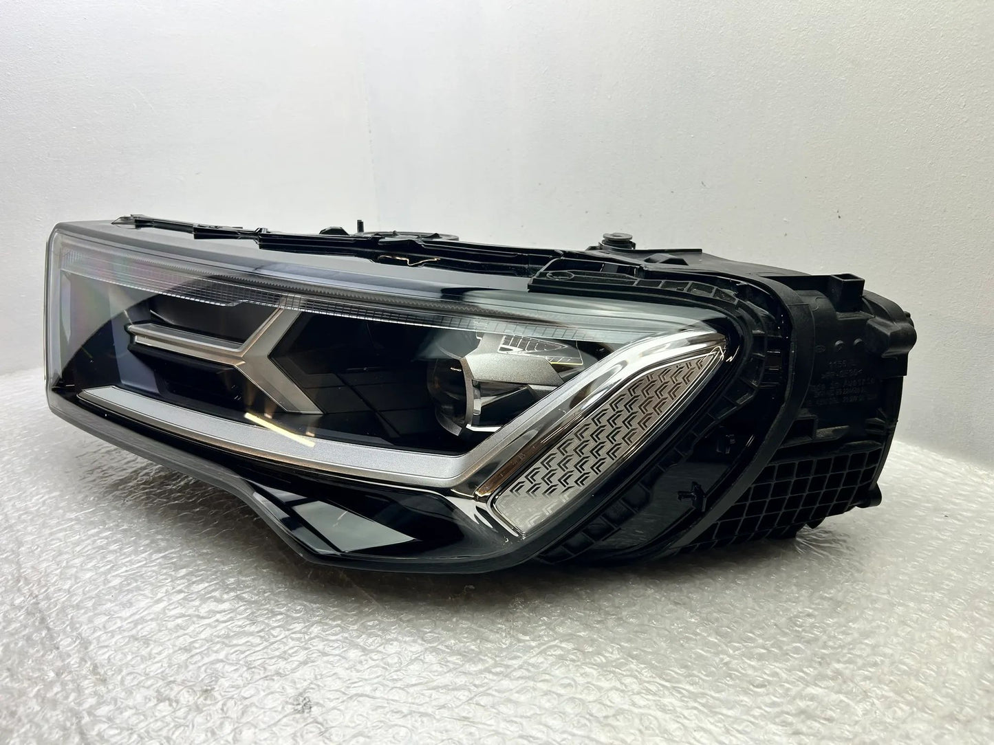 Original Audi Q7 LED Scheinwerfer links 4M0941011C