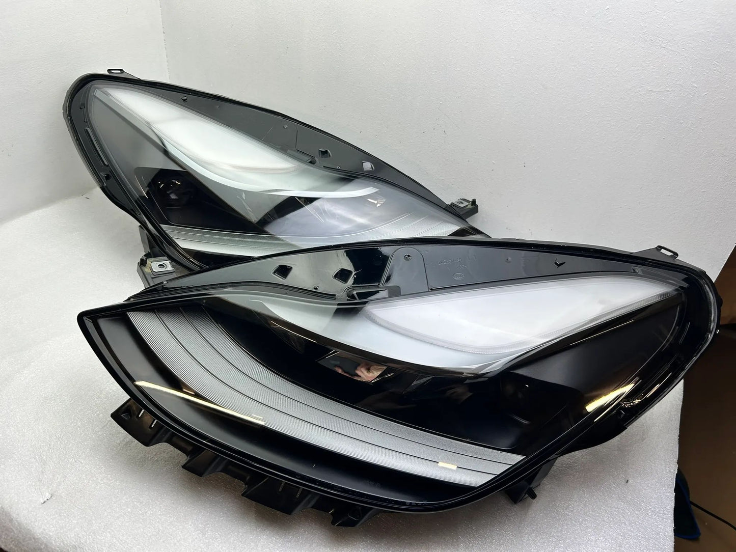 Tesla Model 3 Y LED Scheinwerfer 1514952-20-E 1514953-20-E