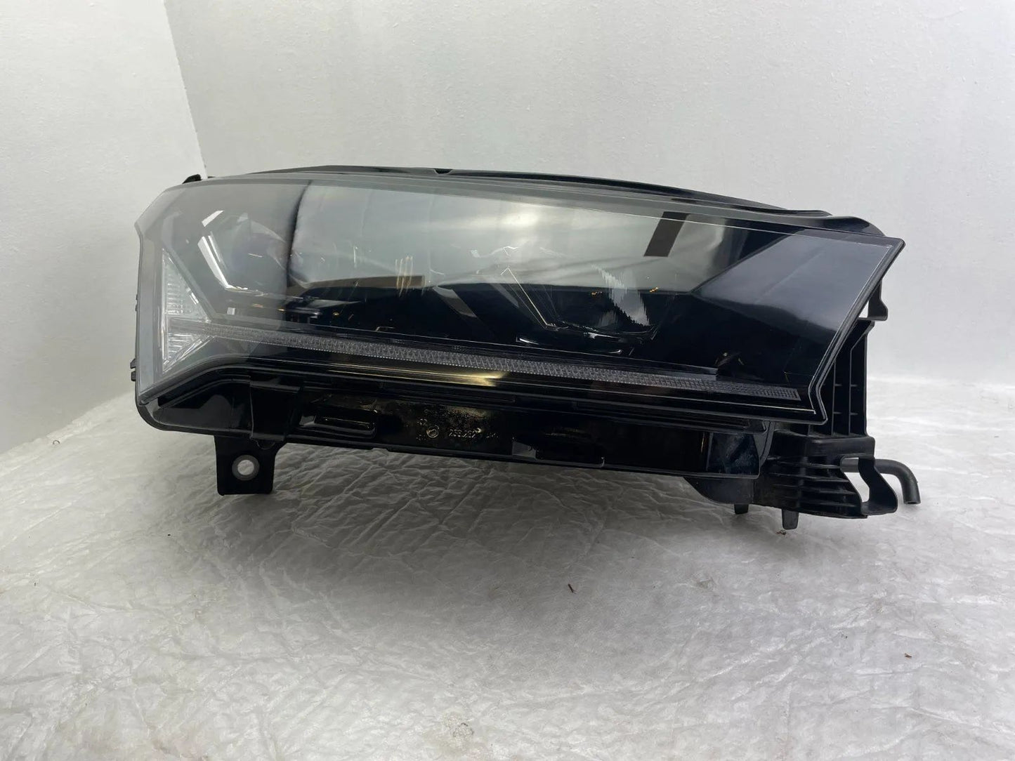 Original Skdoa Enyaq IV LED Scheinwerfer rechts 5LB941016H