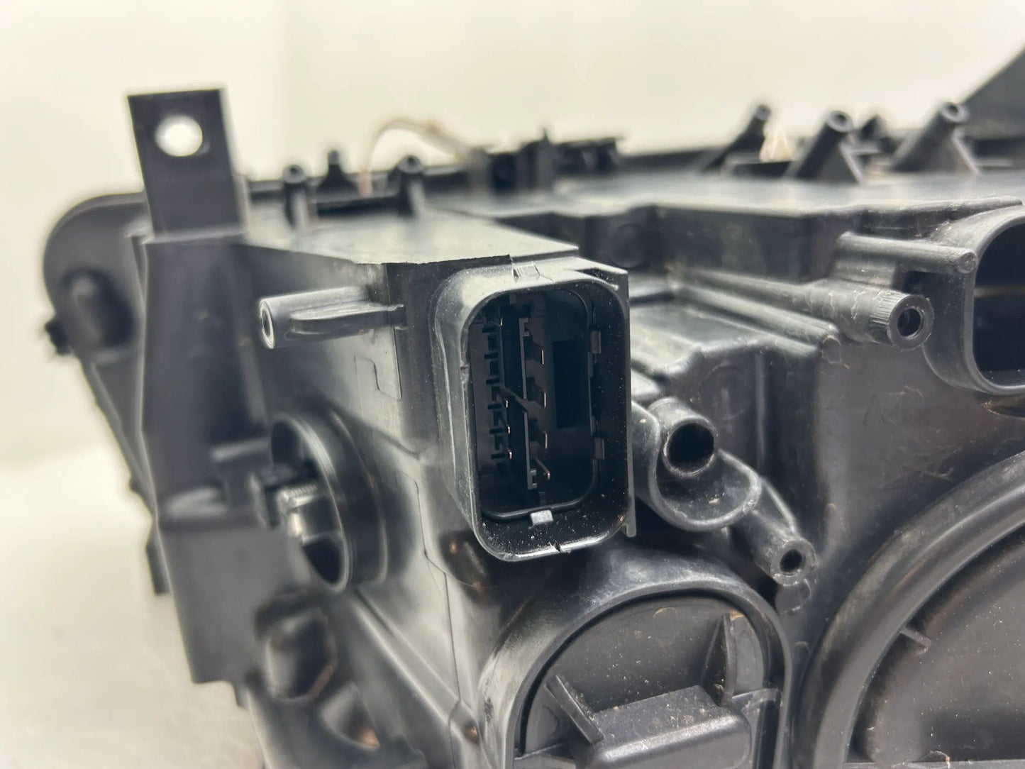 BMW 5er F10 F11 Xenon Kurvenlicht Scheinwerfer links 7203251