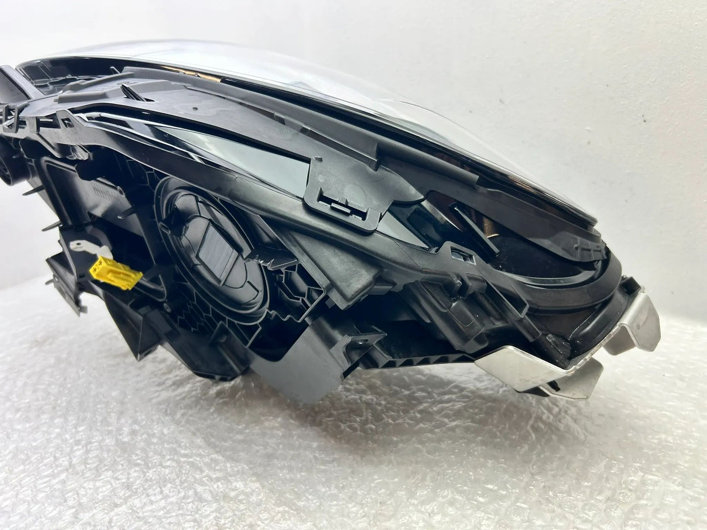 NEU Original Mercedes CLA W174 LED Scheinwerfer links A1749062502