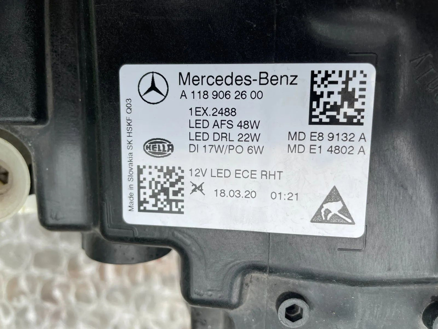 Original Mercedes CLA W118 LED Scheinwerfer rechts A1189062600