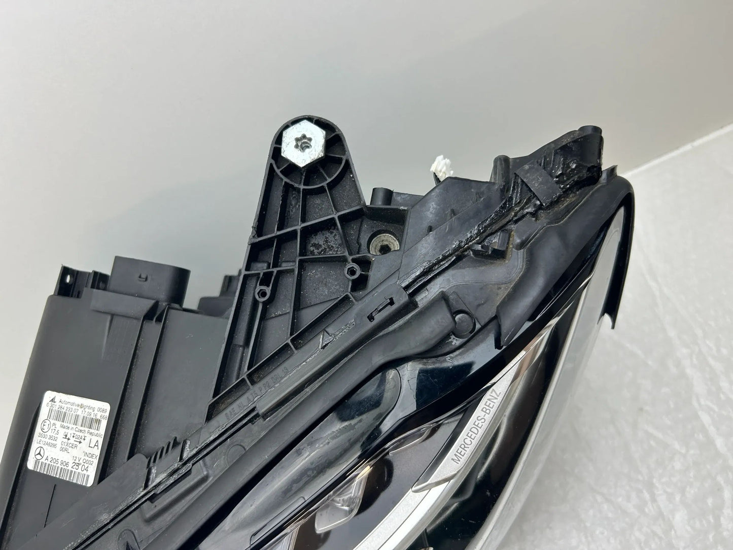 Mercedes C-Klasse W205 LED Scheinwerfer links A2059062504