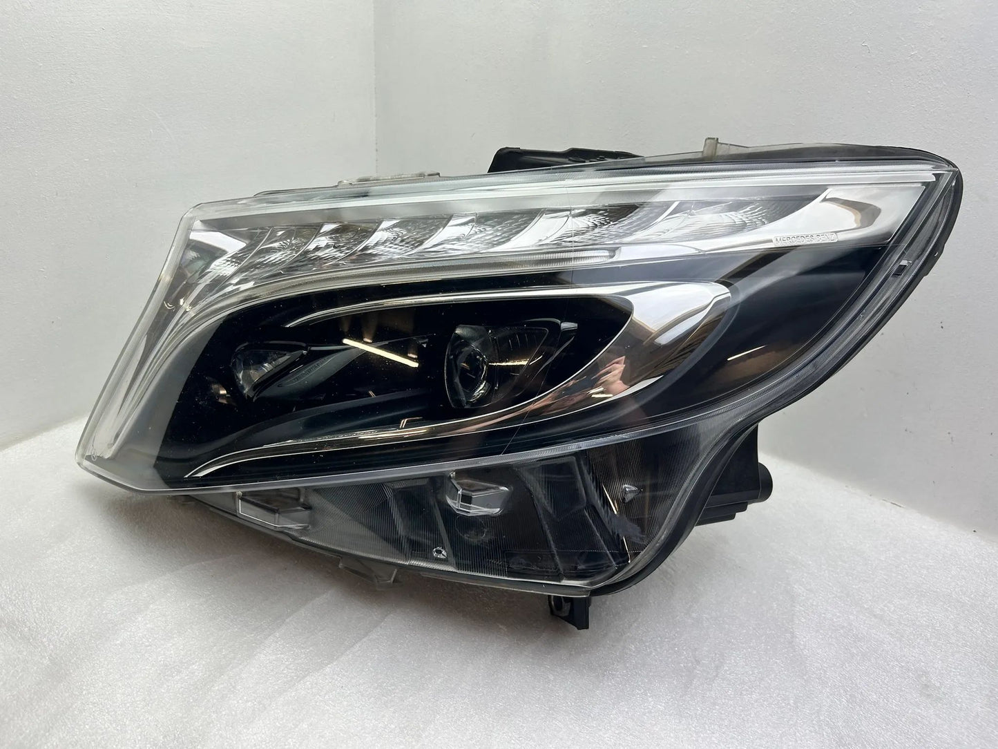 Original Mercedes W447 Vito LED Scheinwerfer links A4479060101