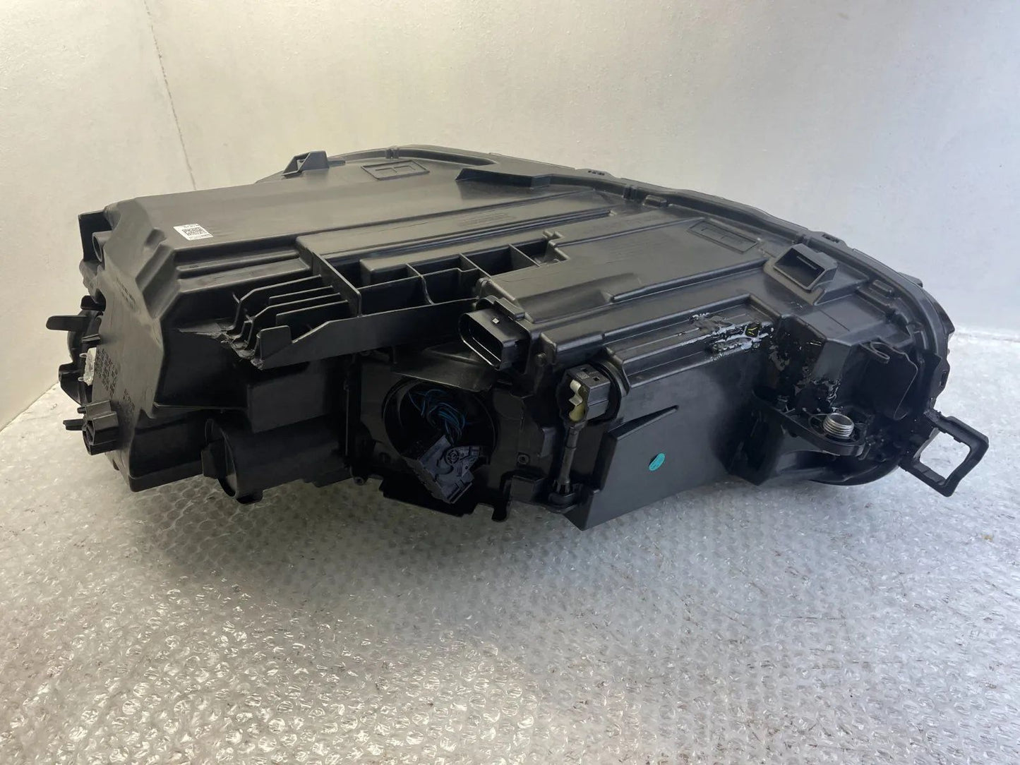 Original VW Passat 3J B9 IQ LED Scheinwerfer rechts 3J1941036