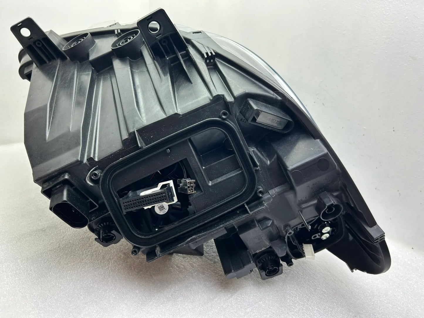 Mercedes Sprinter W910 W907 LED Scheinwerfer links A9109067100