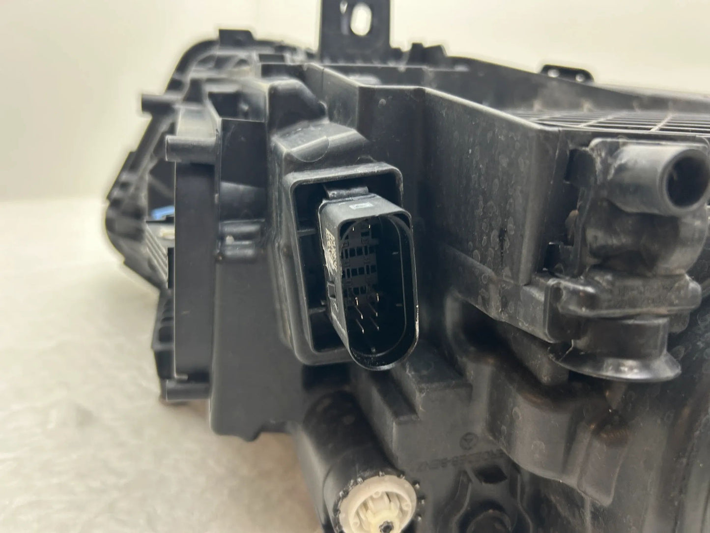 Original Mercedes W177 LED Scheinwerfer links A1779060503