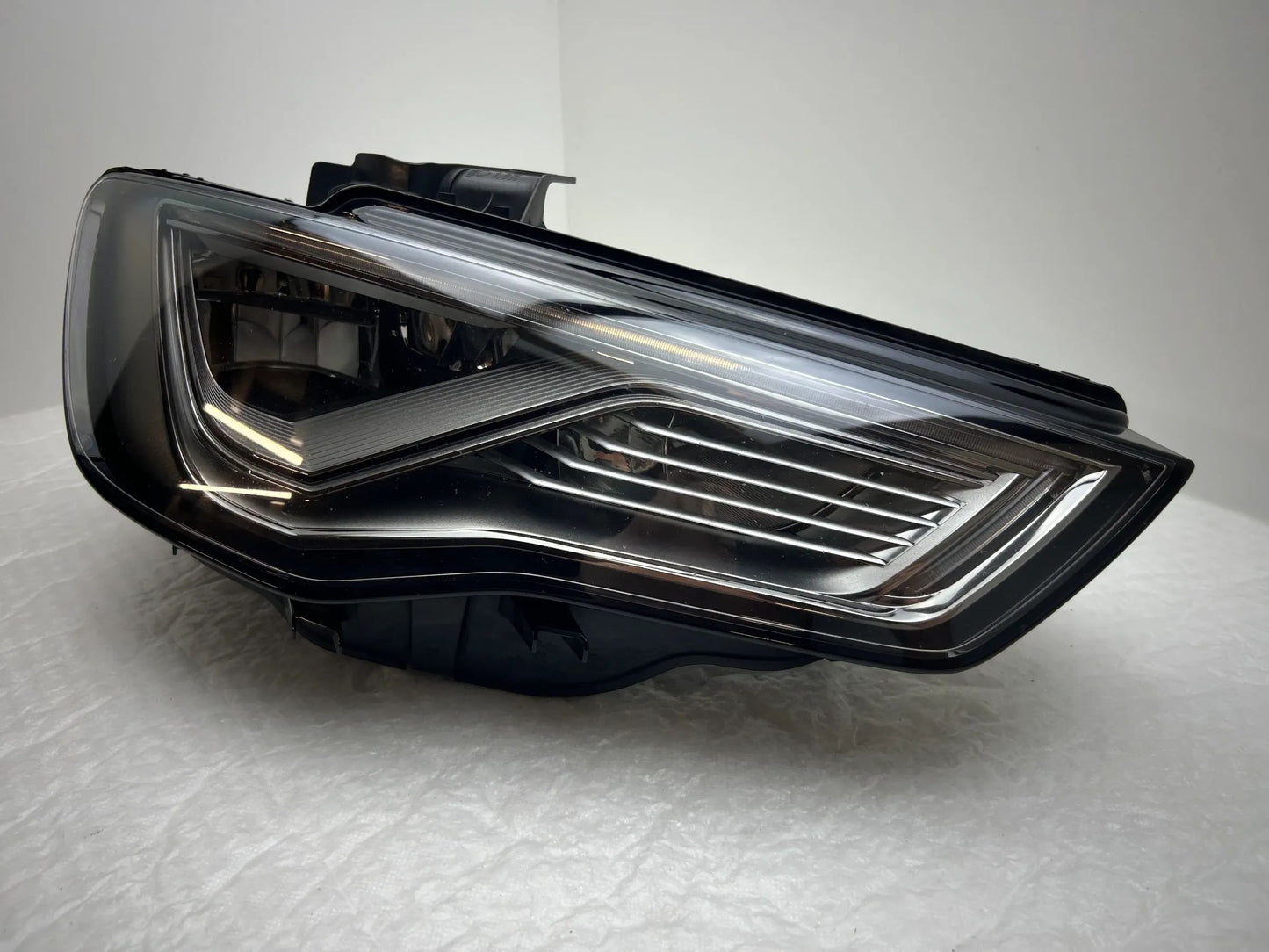 Original Audi A3 8V LED Scheinwerfer rechts 8V0941034