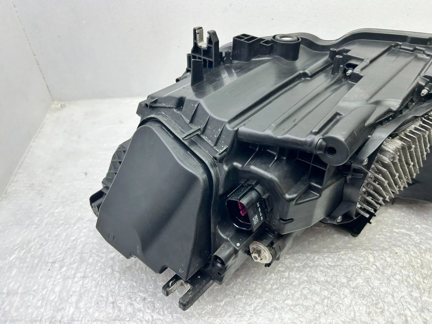 Original Audi A6 C8 4K LED Scheinwerfer rechts 4K0941040