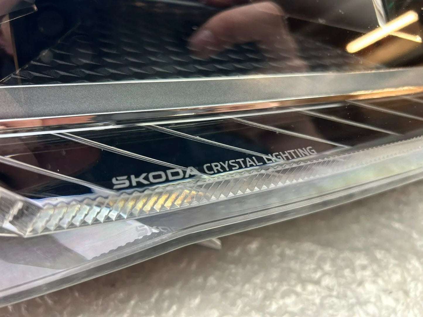 Original Skoda Superb IV 4 LED Scheinwerfer rechts 3P1941016B