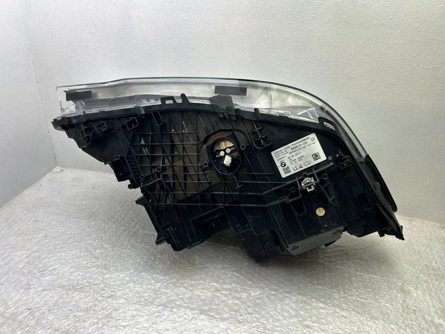 Original BMW 5er G30 G31 LED Scheinwerfer links 8499121