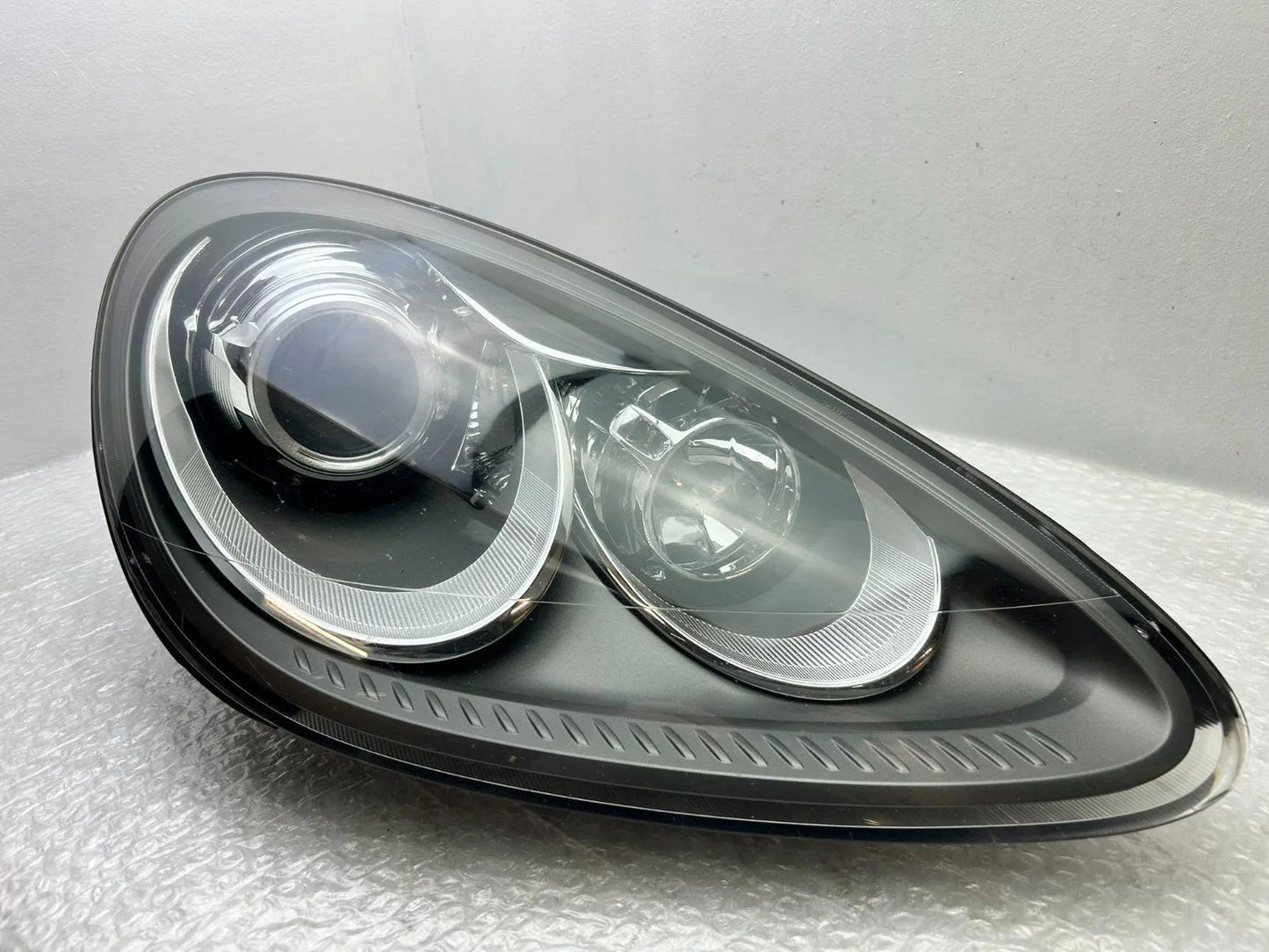 Porsche Cayenne II BI-Xenon Scheinwerfer rechts 7P5941032BA