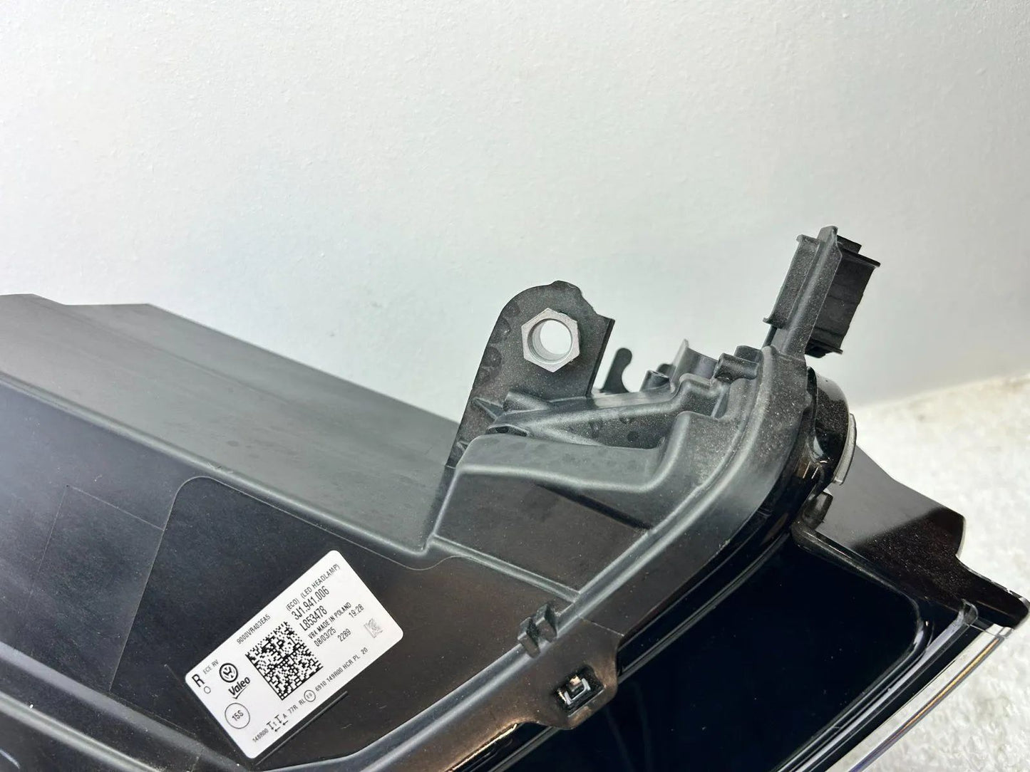 Original VW Passat B9 LED Scheinwerfer rechts 3J1941006