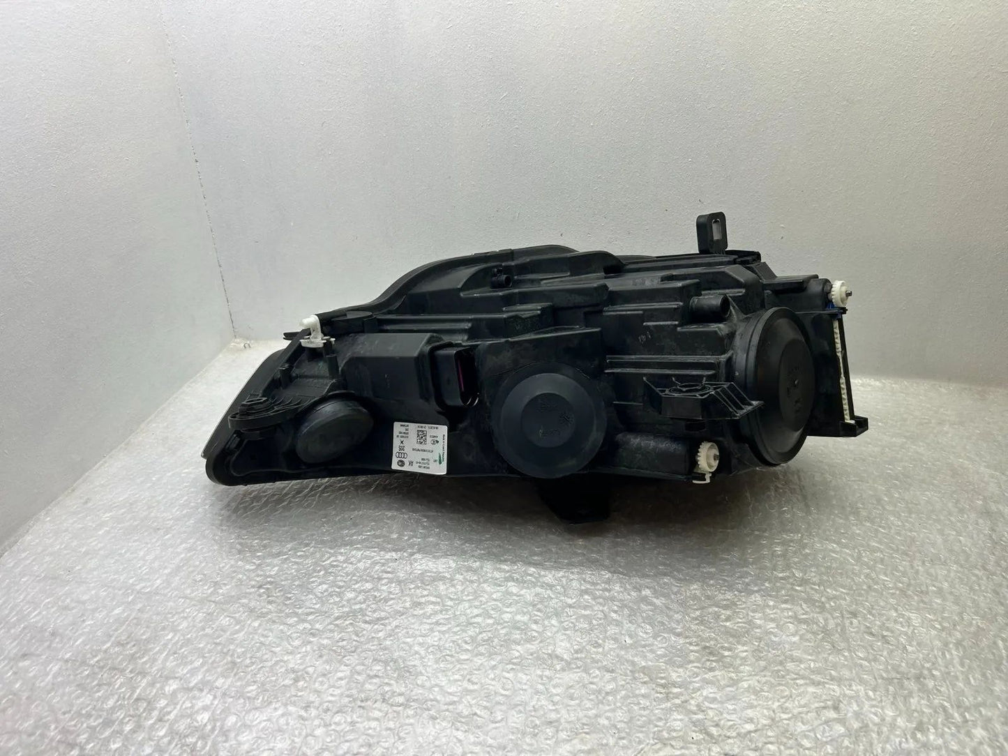 Original Audi A3 Scheinwerfer Frontscheinwerfer links 8V0941003