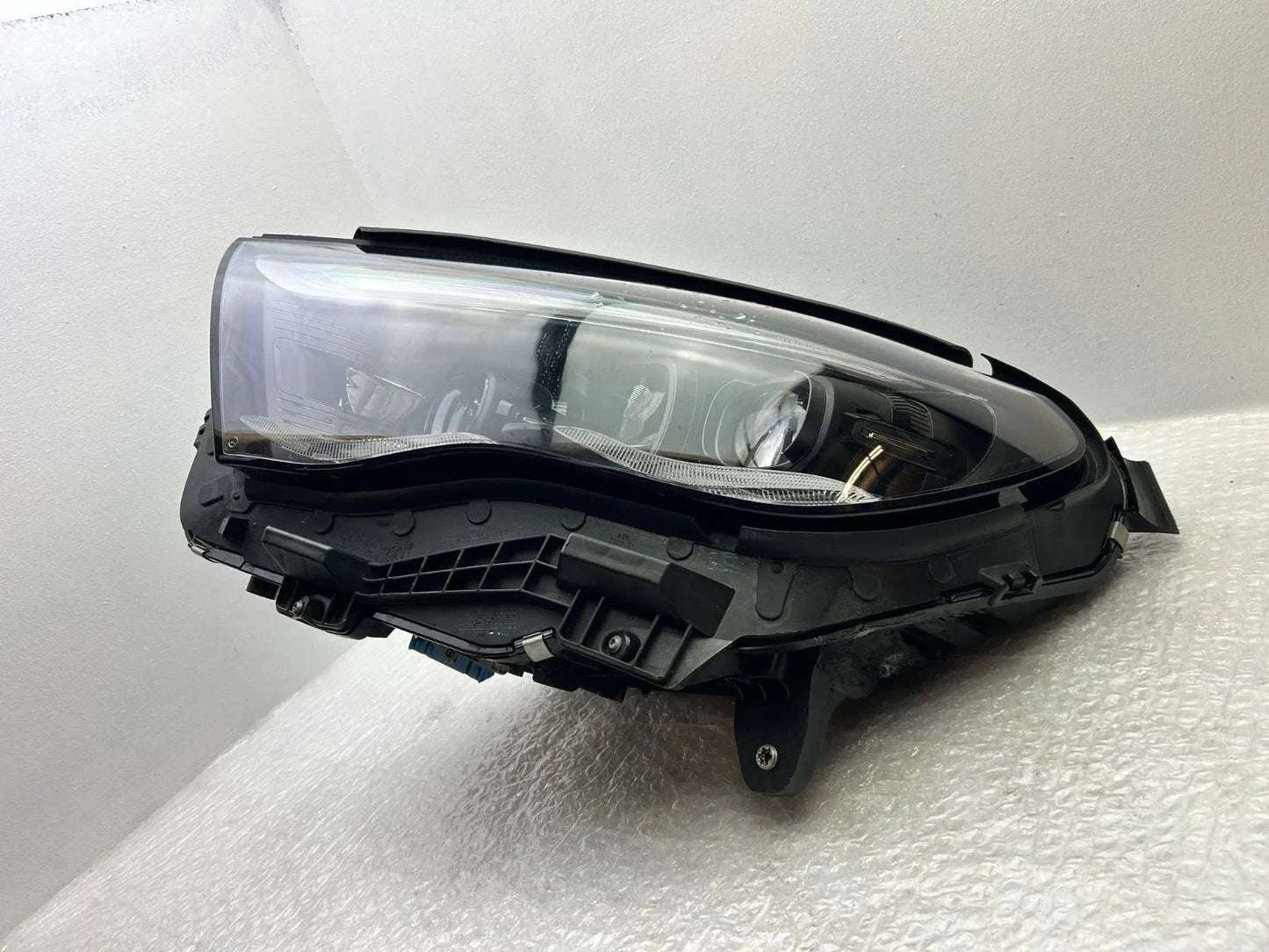Original Mercedes W214 LED Scheinwerfer links A2149066102