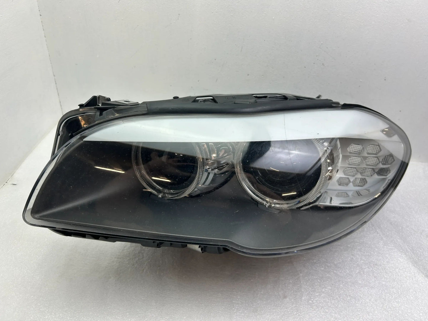 BMW 5er F10 F11 Xenon Scheinwerfer links 7271911 7203245