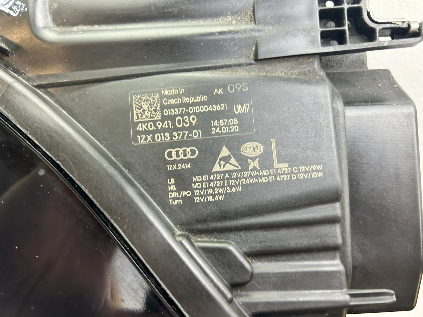 Original Audi A6 C8 4K LED Scheinwerfer links 4K0941039