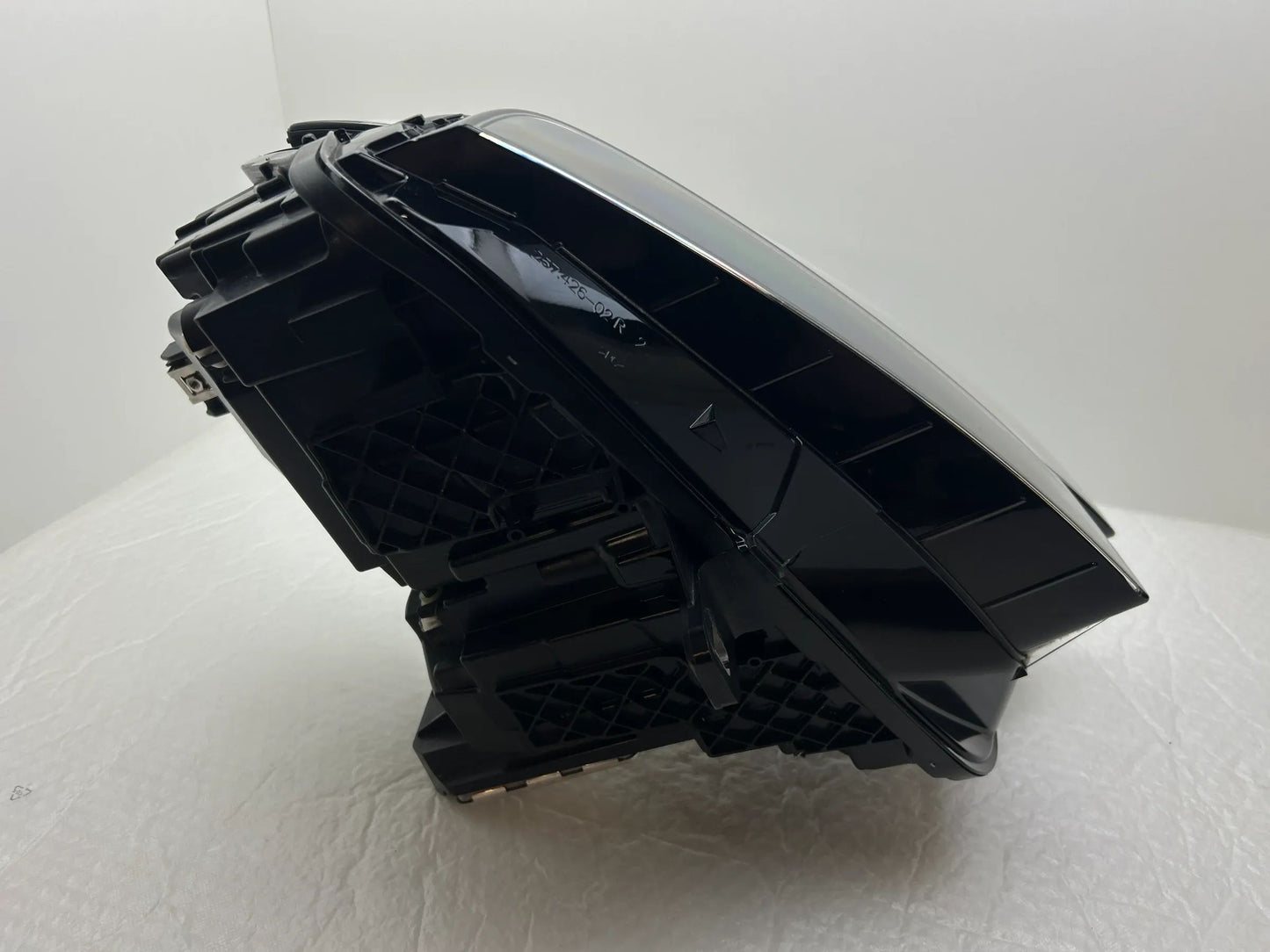 Original Audi A6 E-Tron Matrix LED Scheinwerfer rechts 85E941040R
