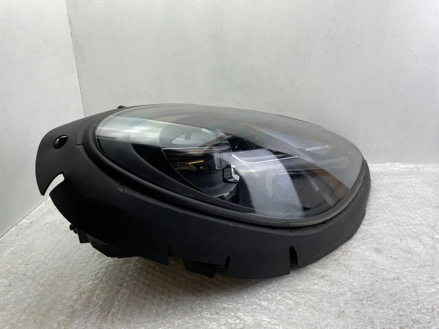Original Porsche Macan Matrix LED Scheinwerfer rechts 95B941010AH