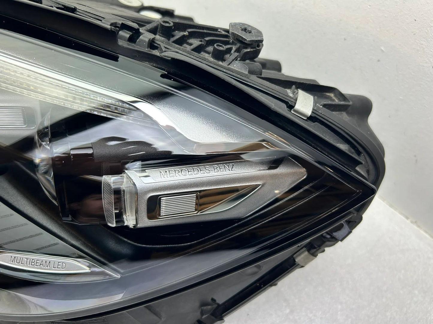 Mercedes S-Klasse W223 LED Scheinwerfer links A2239062505