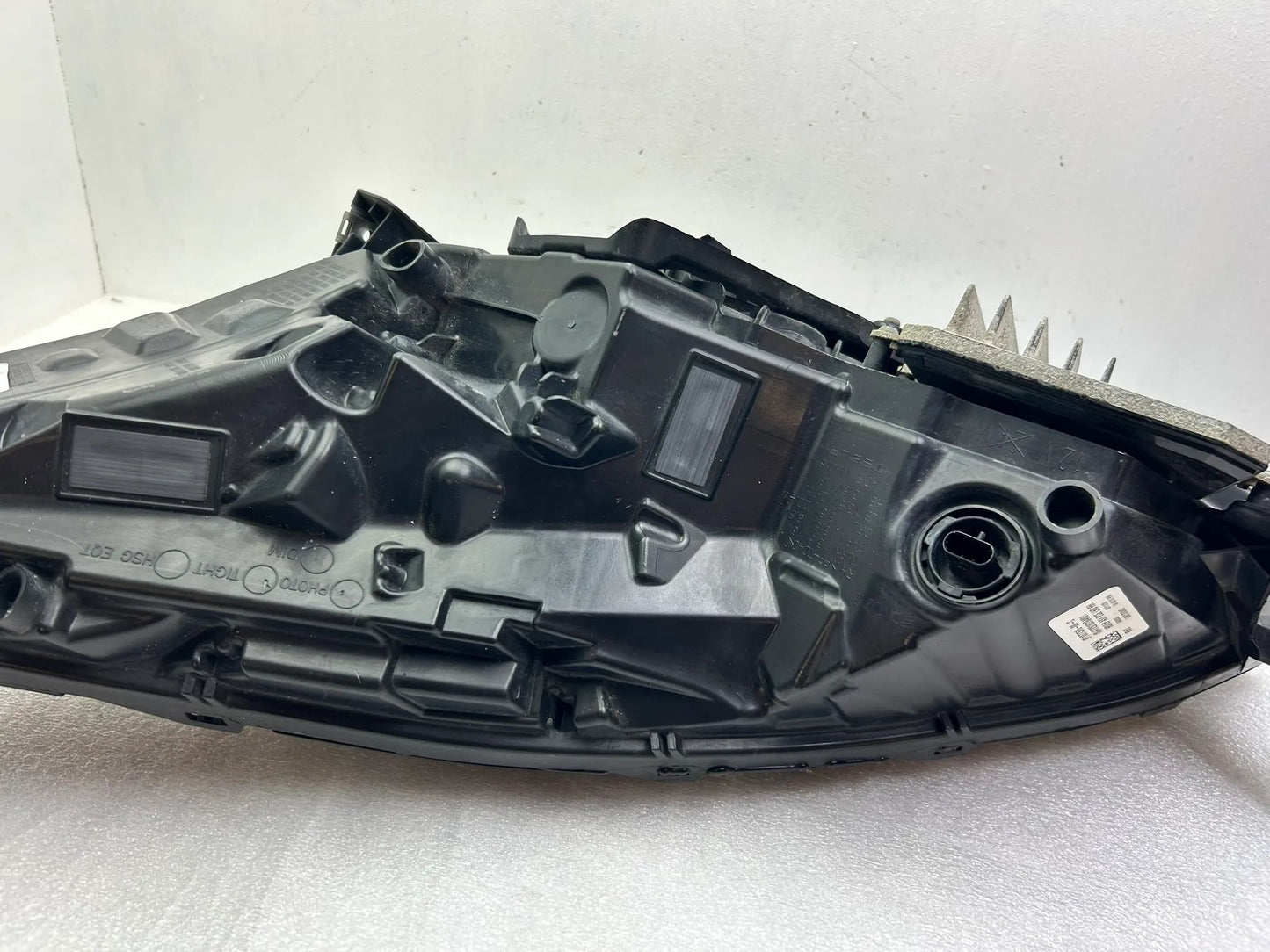 Original Tesla Model 3 LED Scheinwerfer rechts 1077376-00-C