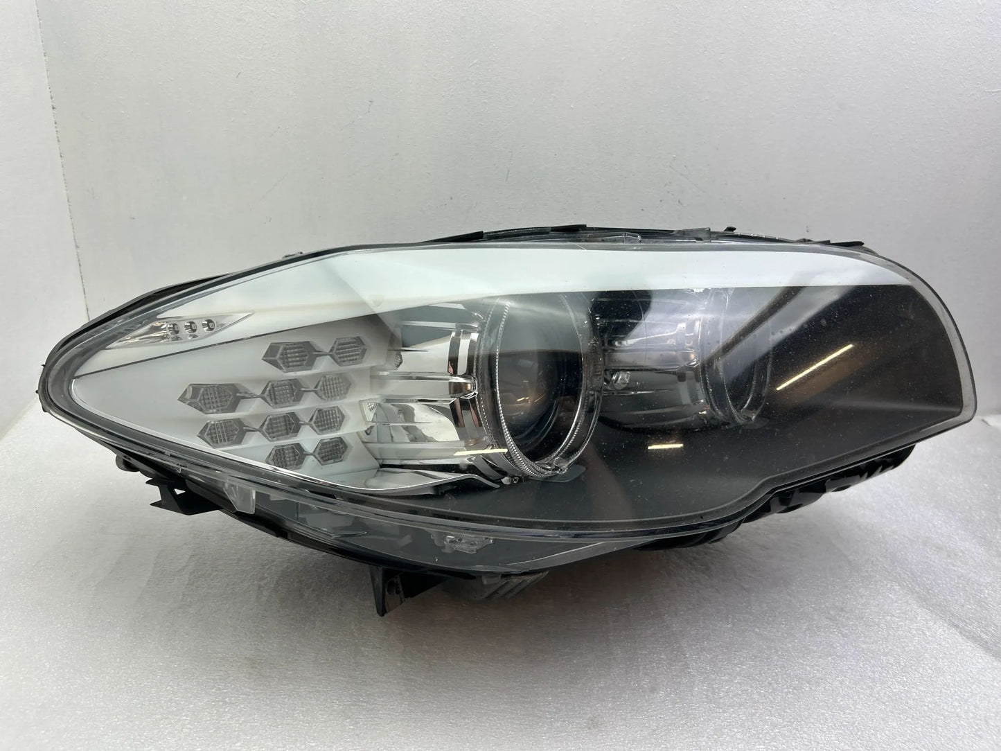 BMW 5er F10 F11 Xenon Kurvenlicht Scheinwerfer rechts 7203252