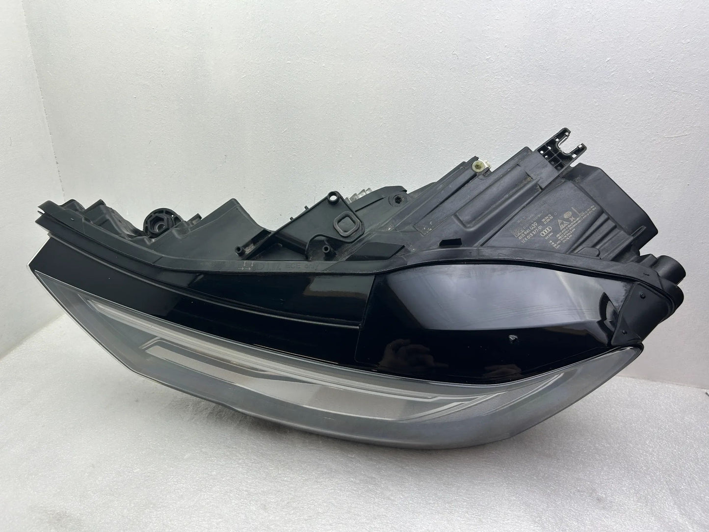 Original Audi A6 C8 4K LED Scheinwerfer links 4K0941039