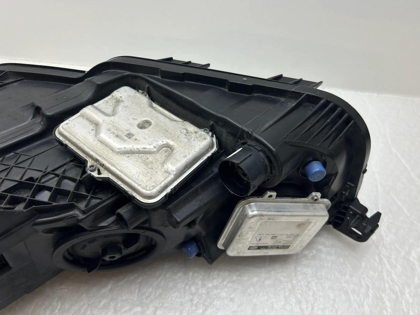 Original Jaguar XE Xenon Scheinwerfer rechts GX73-13W029-EG