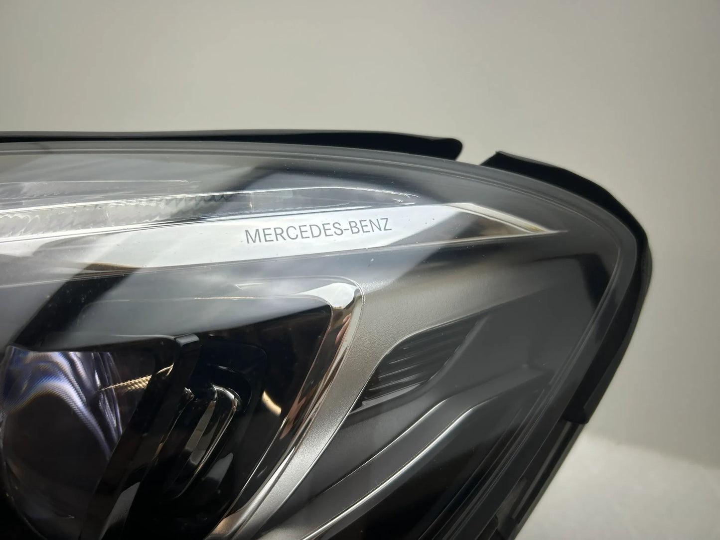 Mercedes W222 S-Klasse LED Frontscheinwerfer links A2229060702