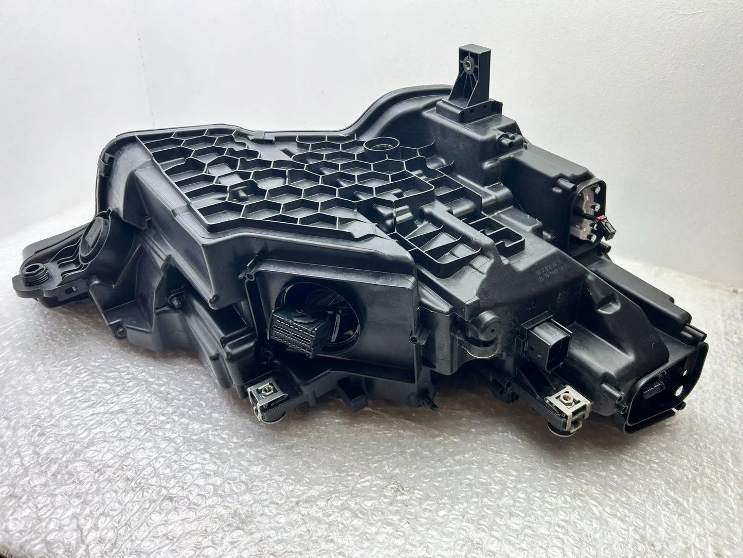 Original Audi e-tron LED Scheinwerfer links 4KE941039D