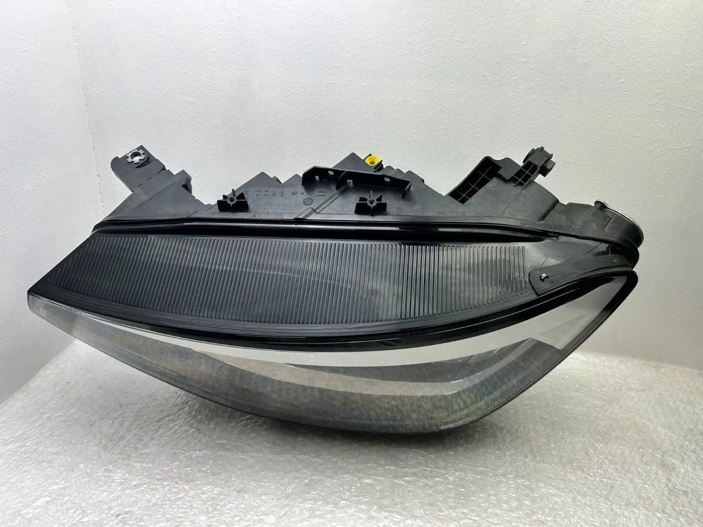 VW ID4 ID5 LED Scheinwerfer Frontscheinwerfer links 11B941005A