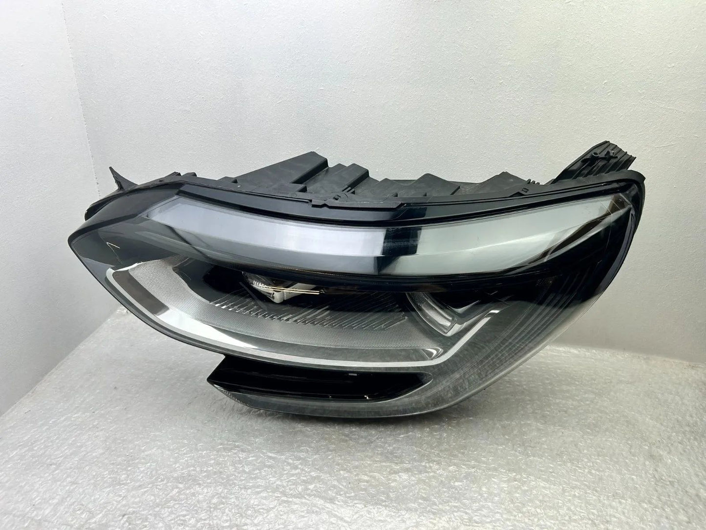 Original Renault Meagane LED Scheinwerfer links 260601093R