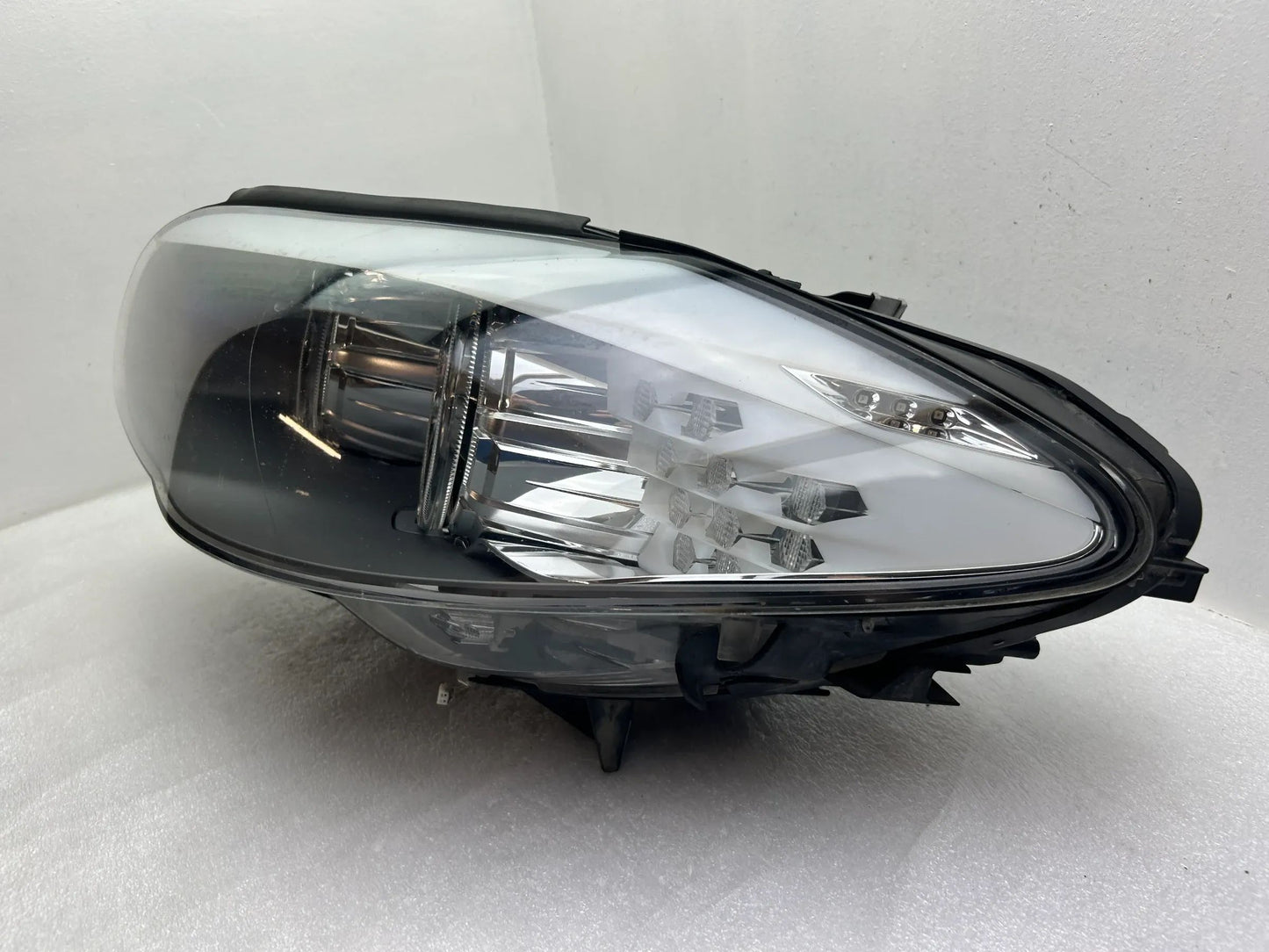 BMW 5er F10 F11 Xenon Scheinwerfer links 7271911 7203245