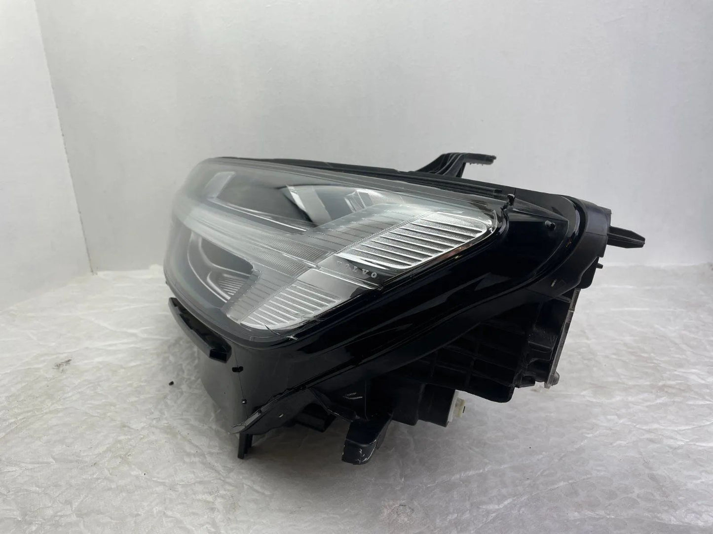Original Volvo XC60 II LED Scheinwerfer links 32404709